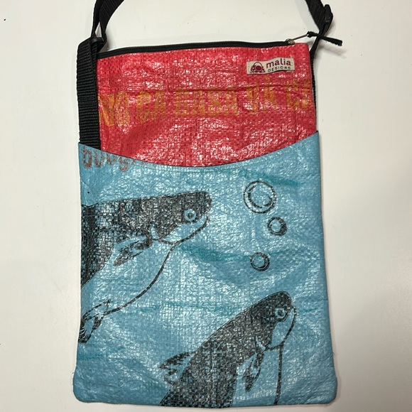 Malia Designs Handbags - Malia Designs Recycled product crossbody. Reg size not mini. In great shape!!